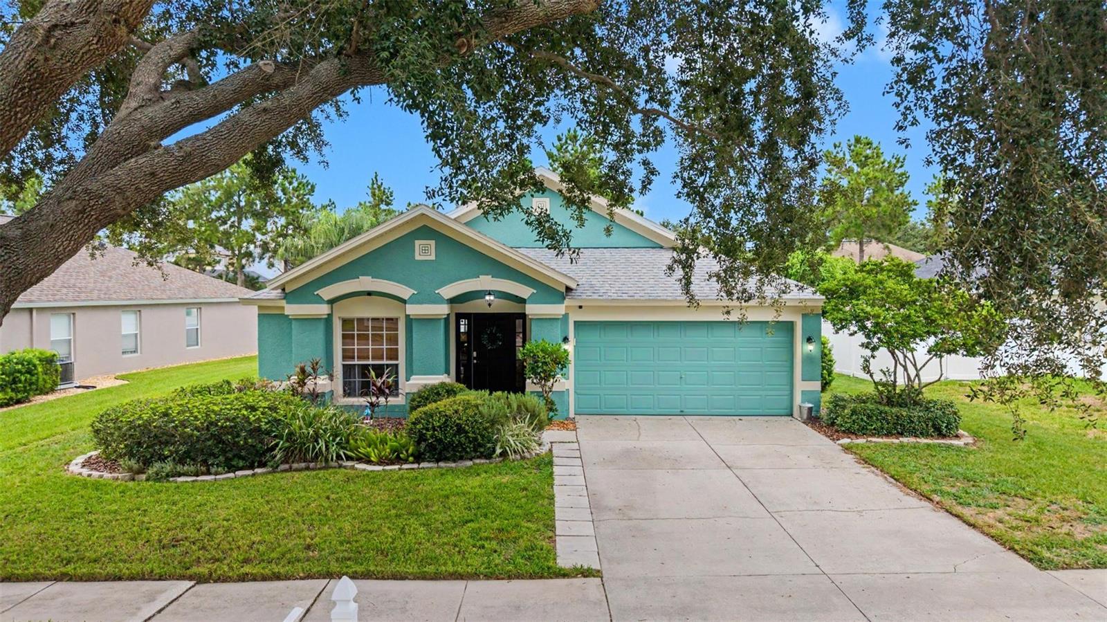 Photo of 2022 SAMANTHA LANE VALRICO FL 33594