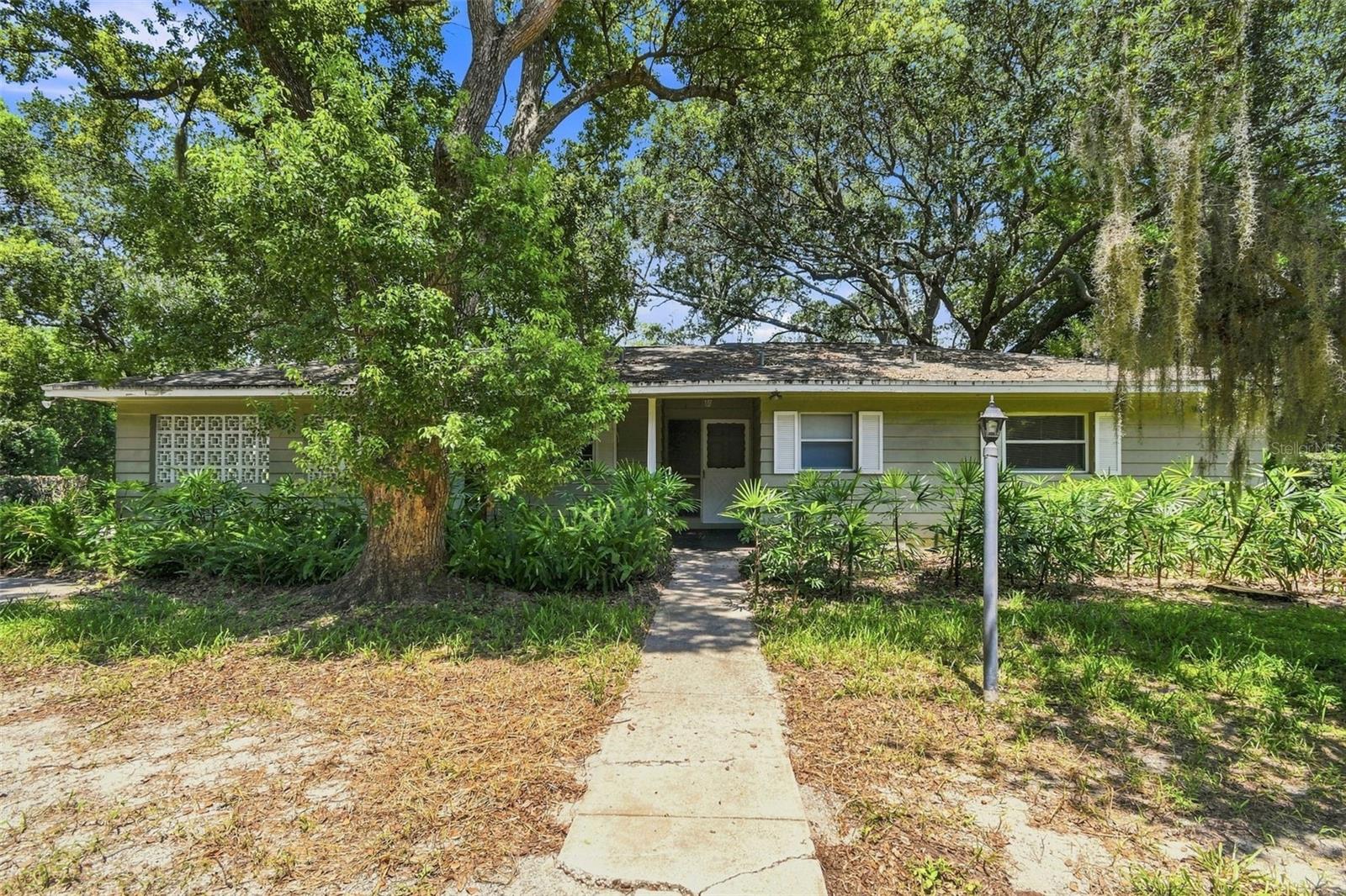 Photo of 100 PINE CIRCLE DRIVE LAKE MARY FL 32746