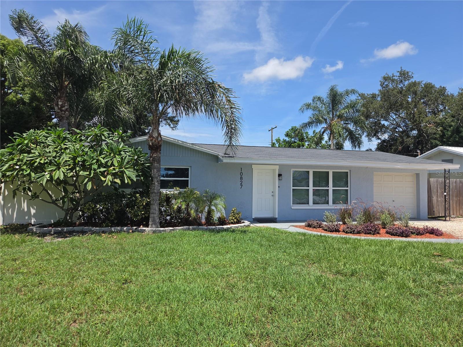 Photo of 10827 VILLAGE GREEN AVENUE SEMINOLE FL 33772