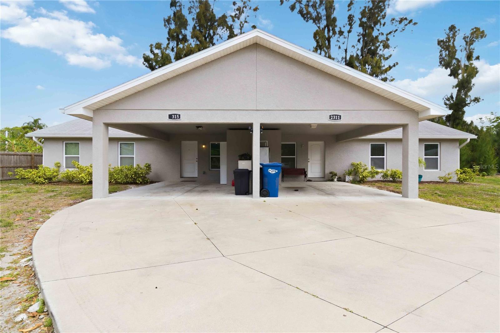 Photo of 2311 54TH AVENUE DRIVE BRADENTON FL 34207