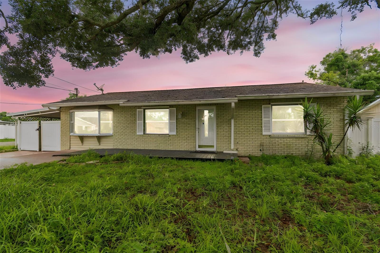 Photo of 38621 NORTH AVENUE ZEPHYRHILLS FL 33542