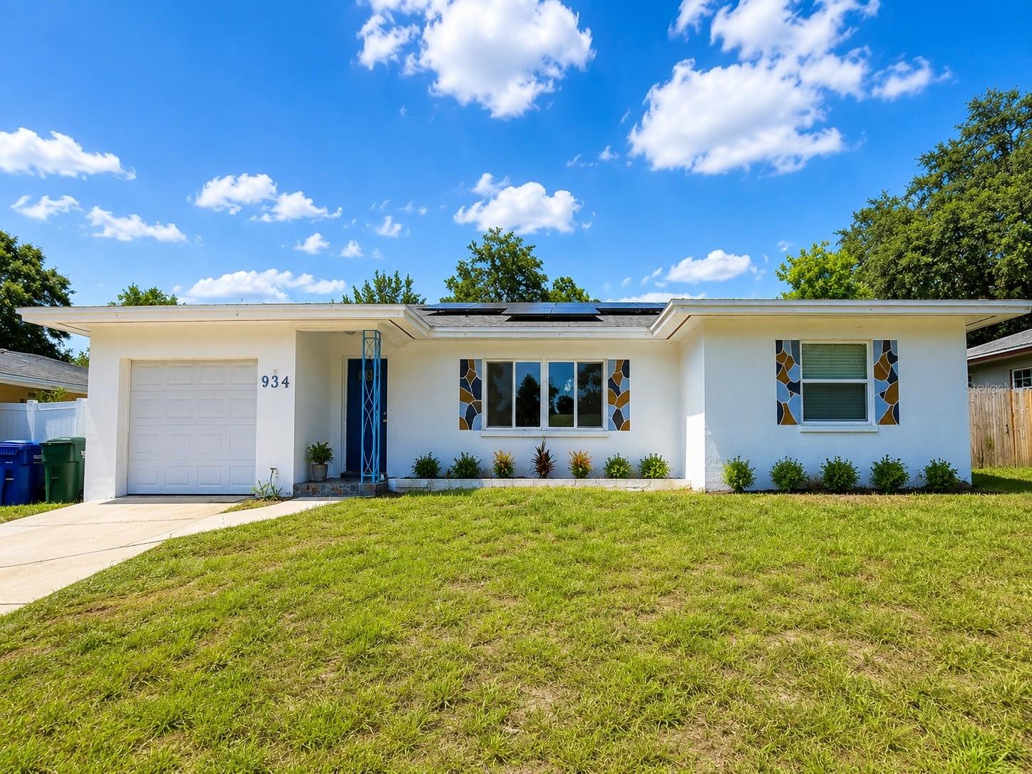 Photo of 934 HILLWOOD DR DUNEDIN FL 34698