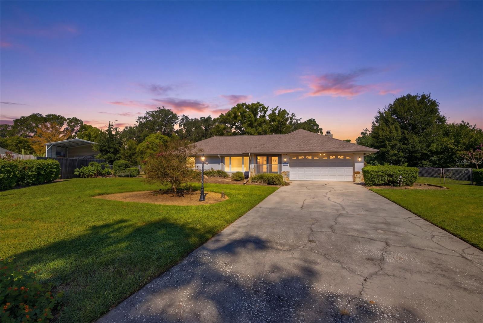 Photo of 4431 MOHICAN TRAIL VALRICO FL 33594