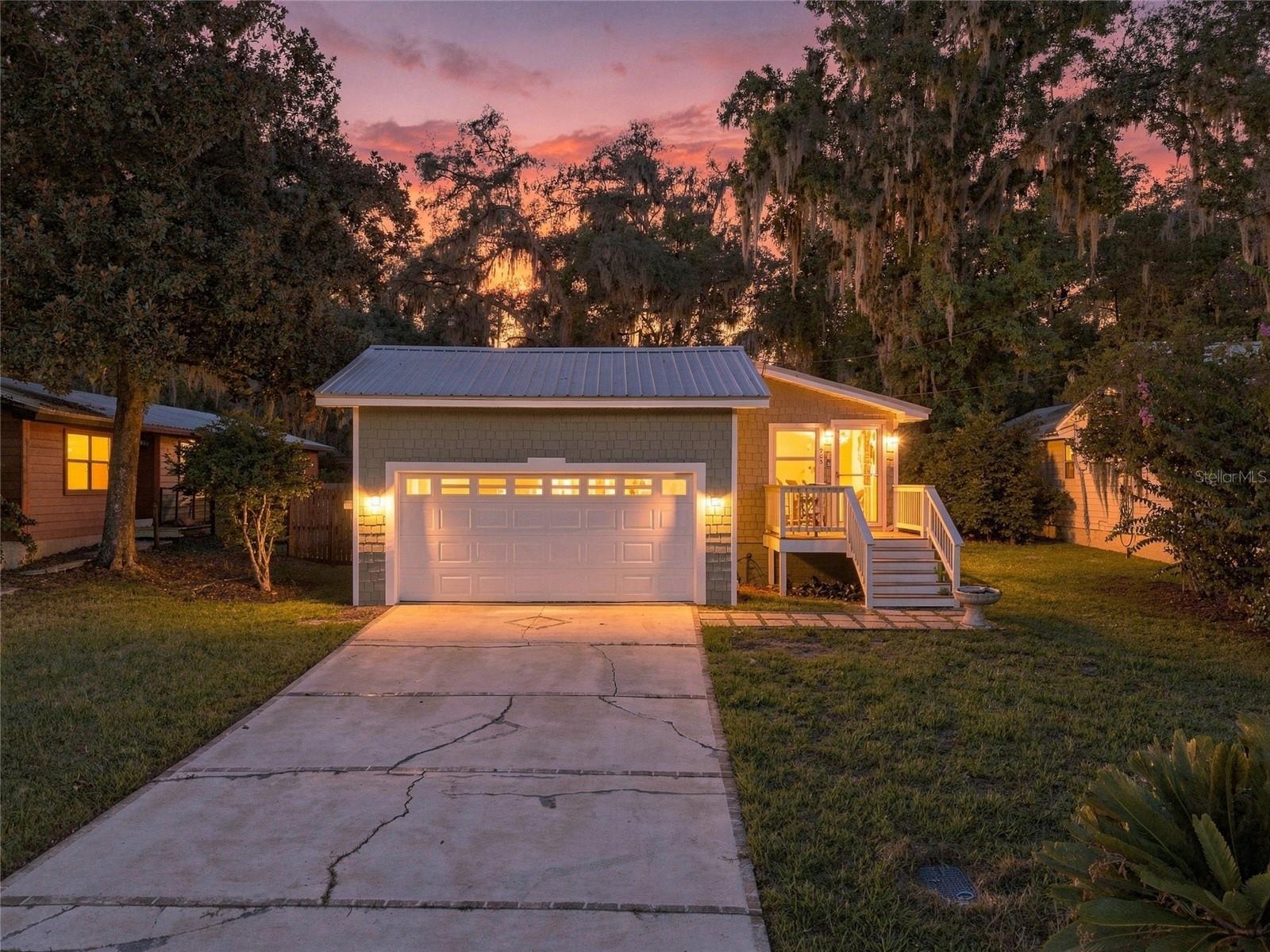 Photo of 905 SAINT JOHNS AVENUE GREEN COVE SPRINGS FL 32043