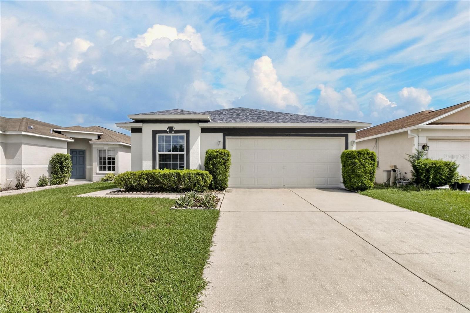 Photo of 535 SCARLET MAPLE COURT PLANT CITY FL 33563
