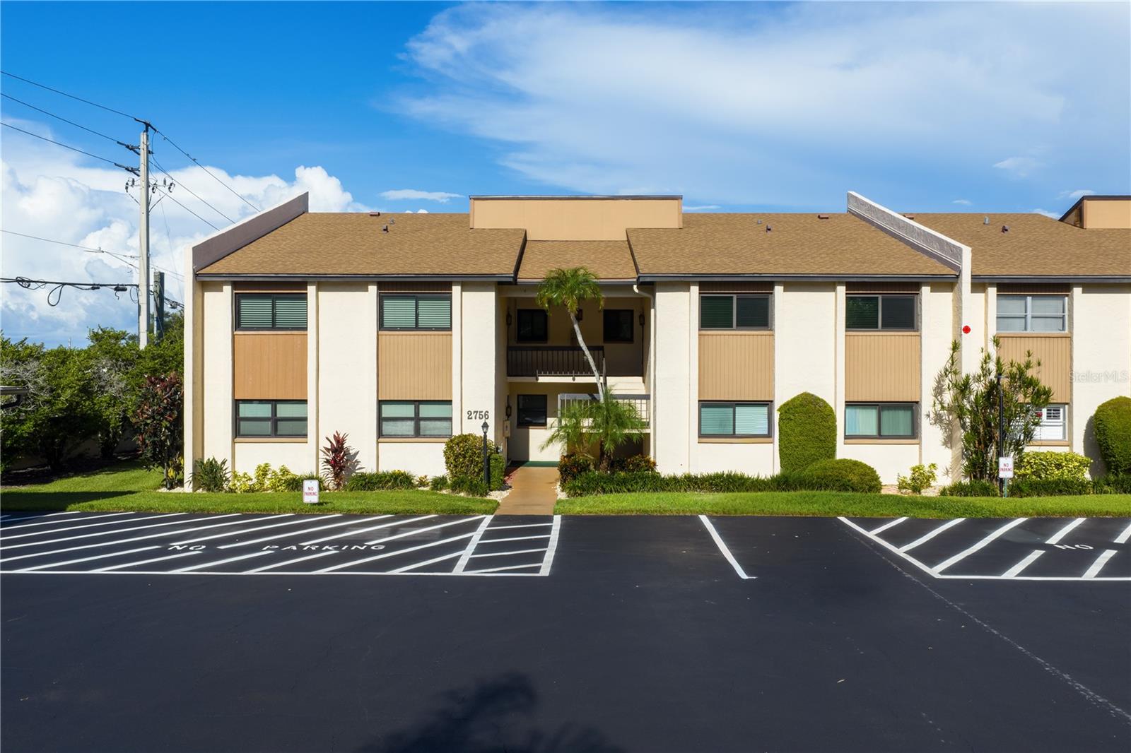 Photo of 2756 CLUBHOUSE DRIVE #202 SARASOTA FL 34232