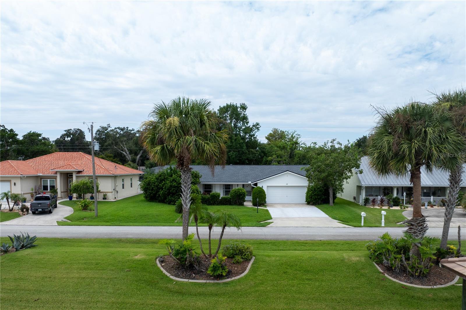 Photo of 28 FLEMING COURT PALM COAST FL 32137