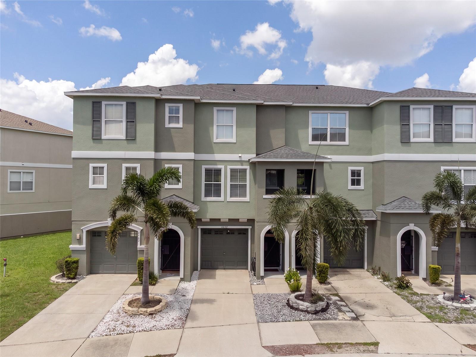 Photo of 4866 TUSCAN LOON DRIVE TAMPA FL 33619