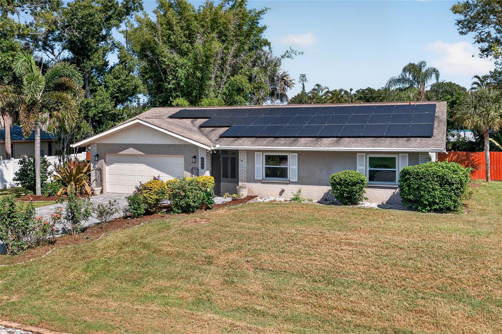 Photo of 3917 SAWYERWOOD ROAD SARASOTA FL 34233