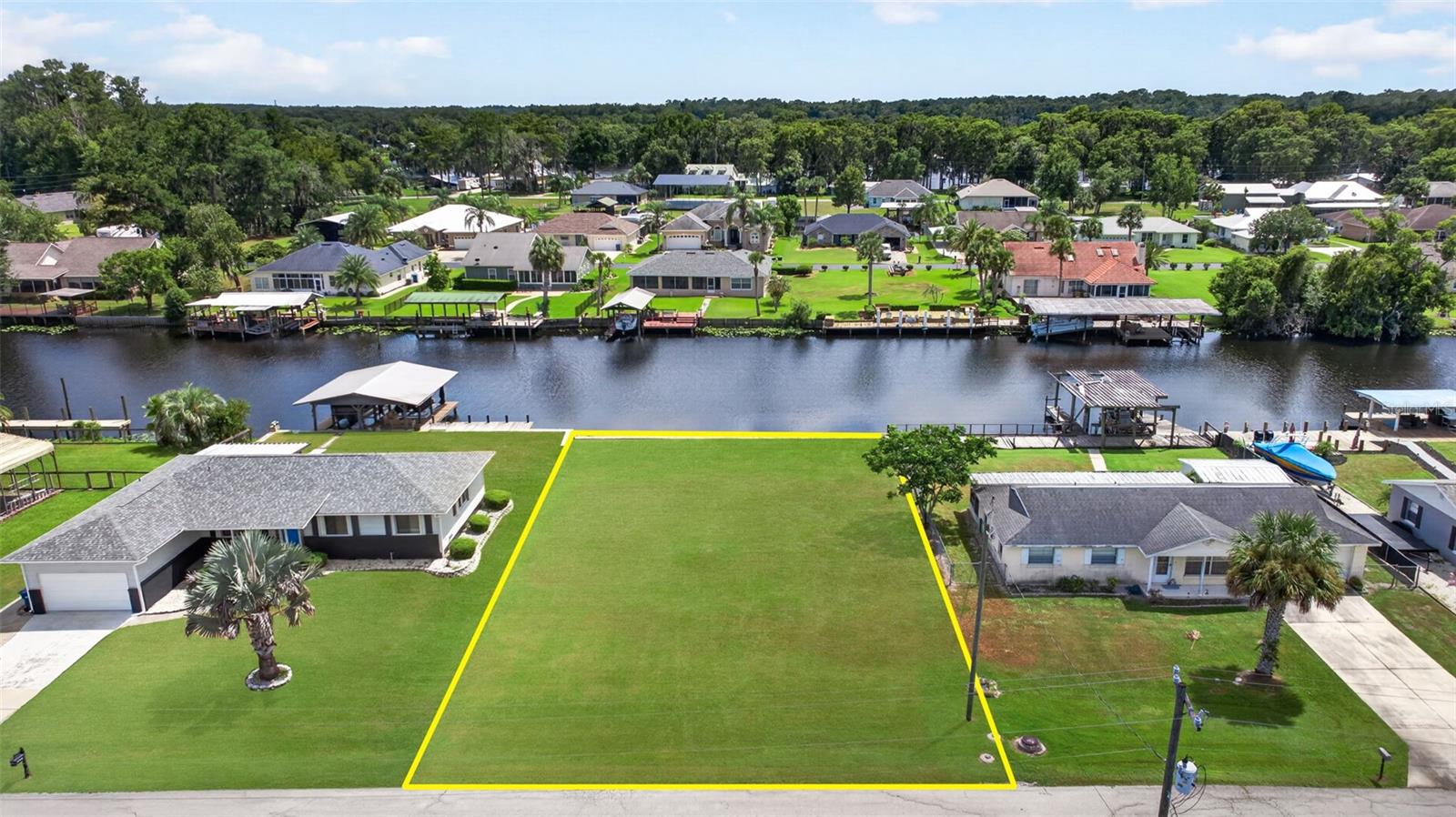 Photo of 1615 JUNO TRAIL ASTOR FL 32102