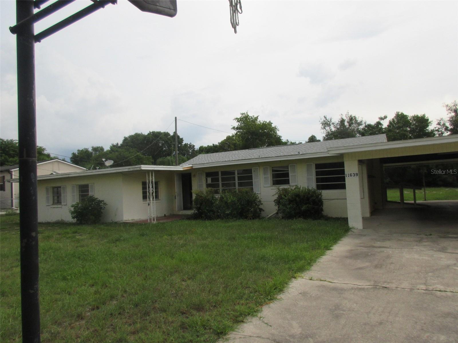 Photo of 11639 HUGGINS STREET LEESBURG FL 34788