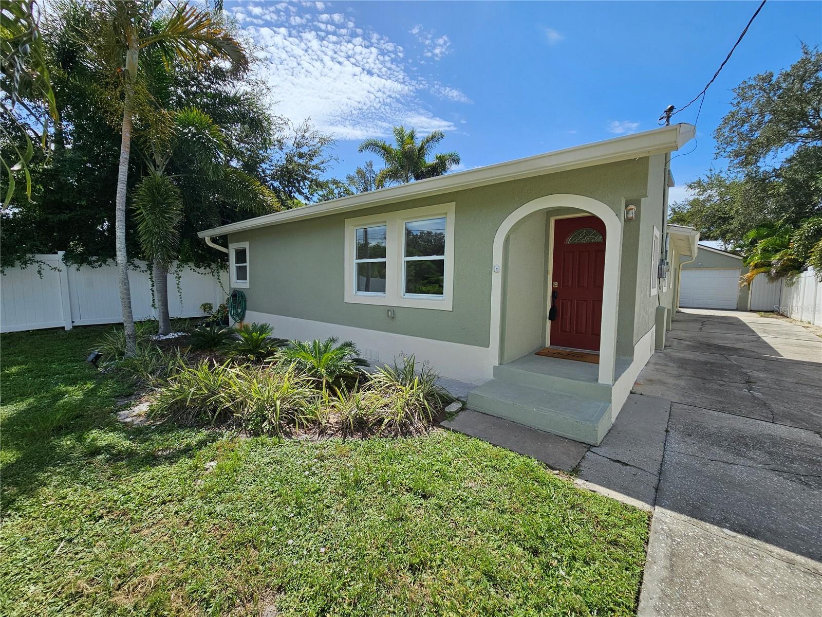 Photo of 2436 ARAPAHO STREET SARASOTA FL 34231