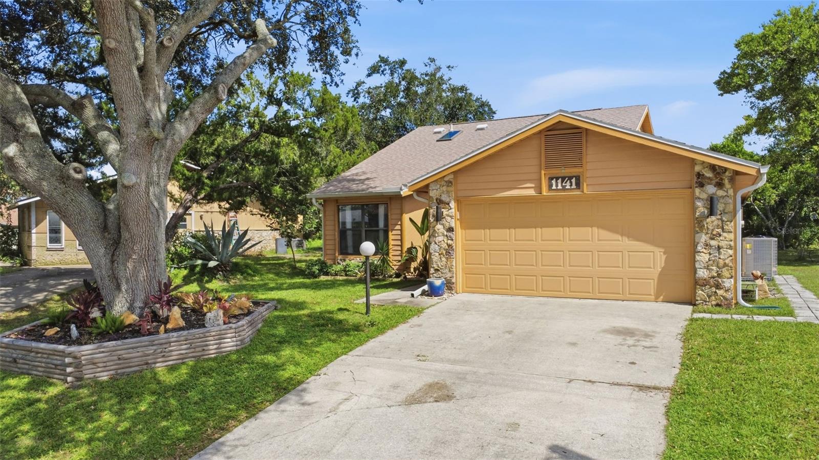 Photo of 1141 SOUTHAMPTON DRIVE PORT ORANGE FL 32129