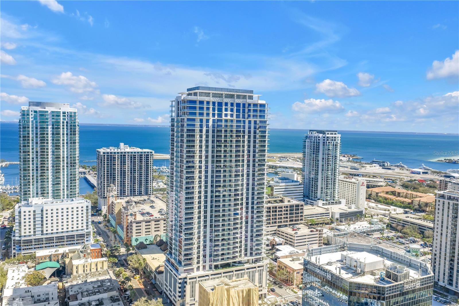Photo of 275 1ST AVENUE #3704 ST PETERSBURG FL 33701