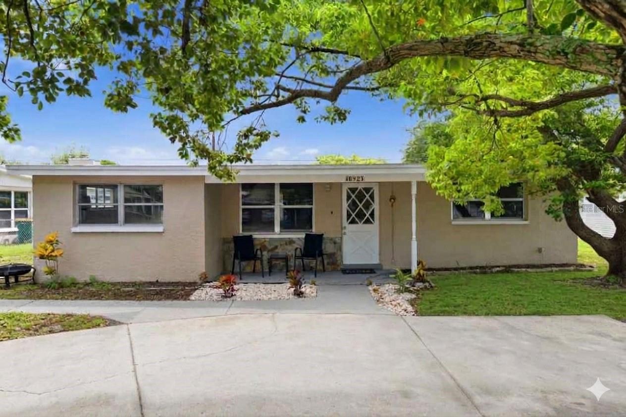 Photo of 10923 109TH WAY SEMINOLE FL 33778