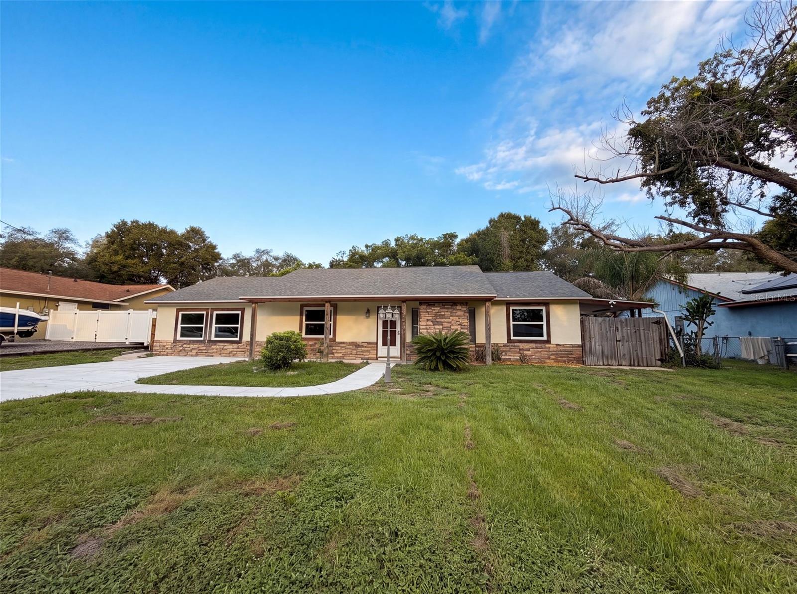 Photo of 466 LELAND DRIVE DELTONA FL 32725