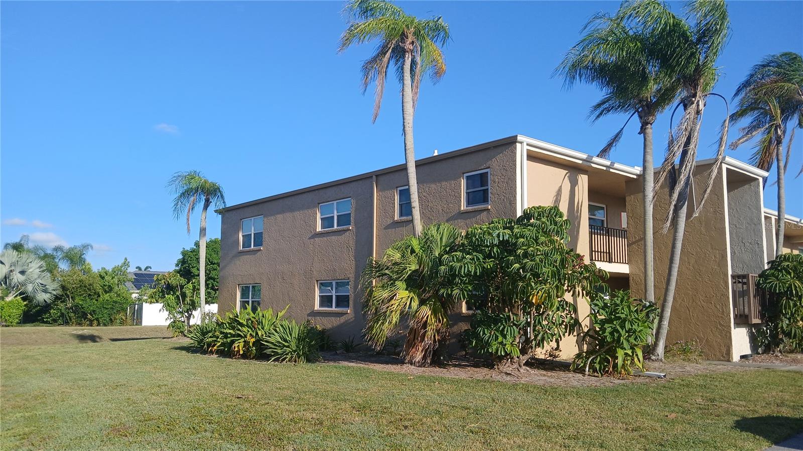 Photo of 12300 PARK BOULEVARD #101 SEMINOLE FL 33772