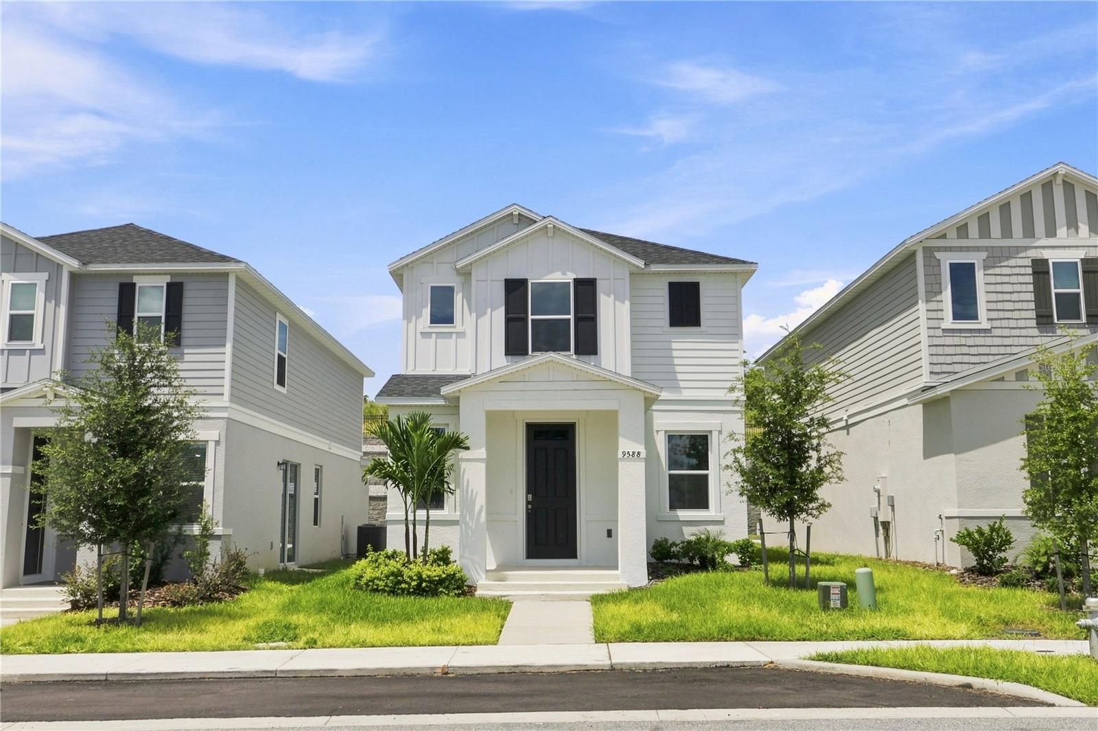 Photo of 9588 WESTSIDE HILLS DRIVE DAVENPORT FL 33896