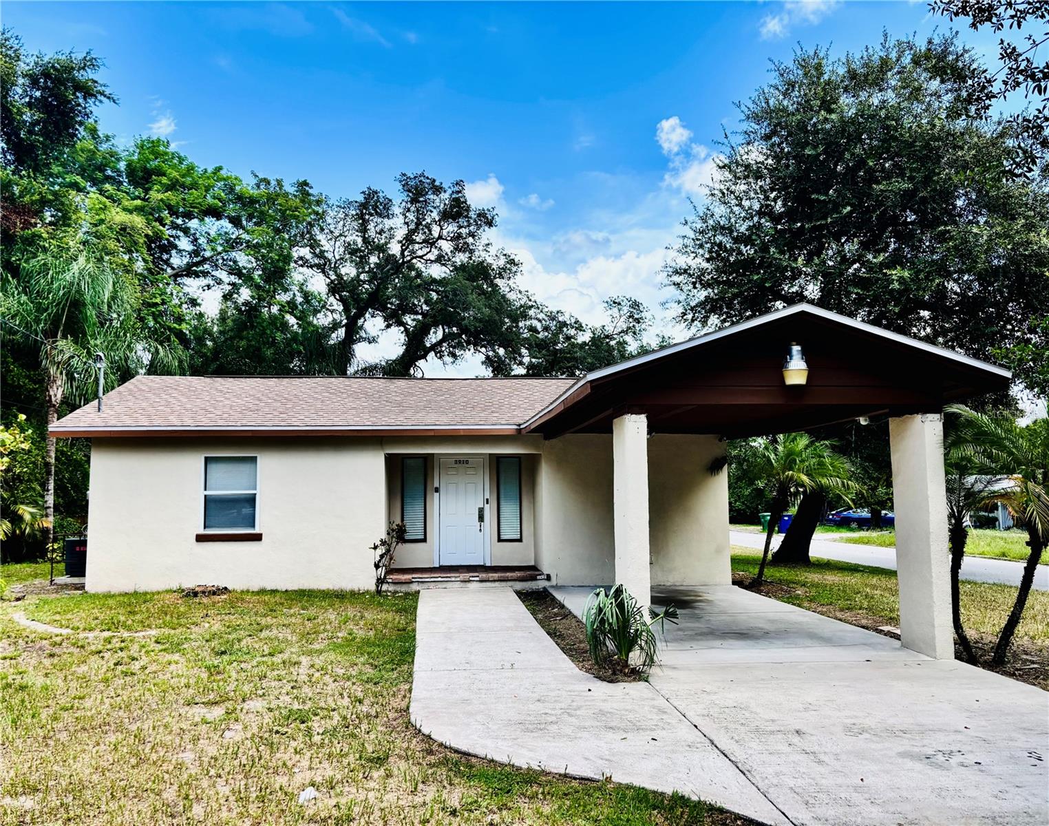 Photo of 3910 E ELLICOTT STREET TAMPA FL 33610