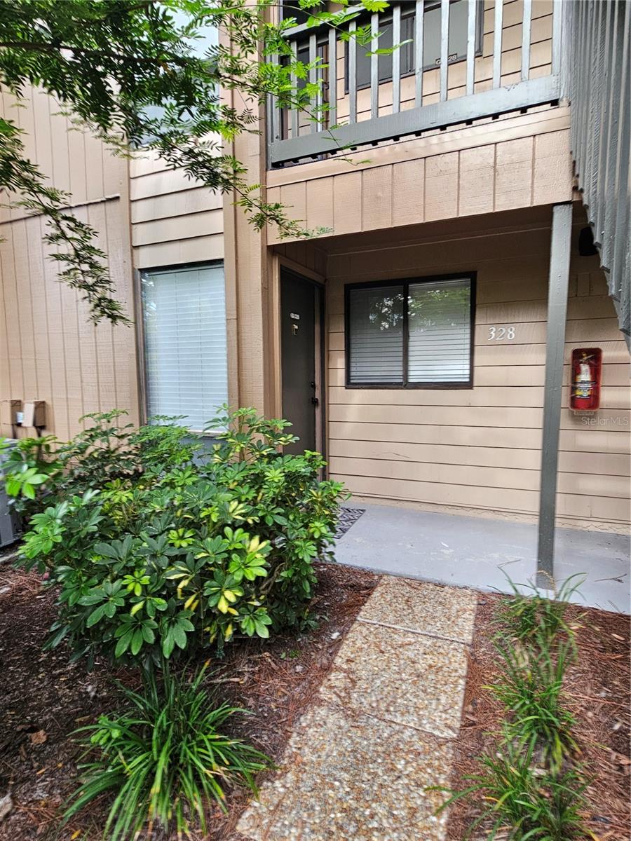 Photo of 1720 GLENHOUSE DRIVE #328 SARASOTA FL 34231