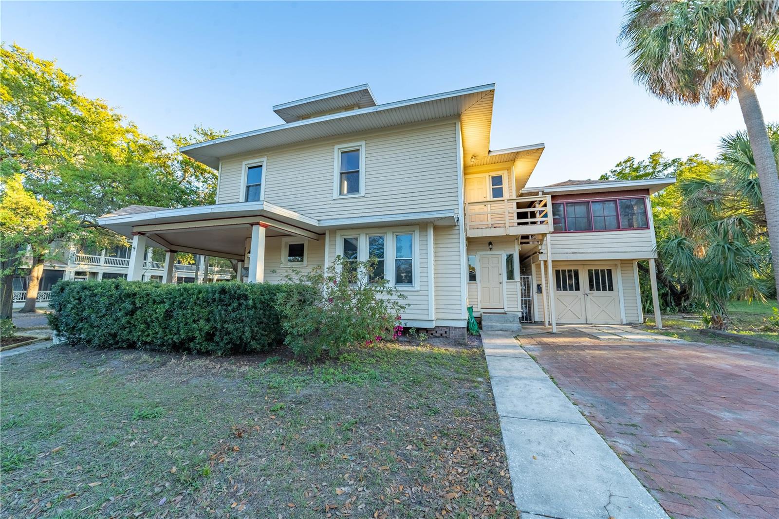 Photo of 848 3RD STREET #1/2 ST PETERSBURG FL 33701