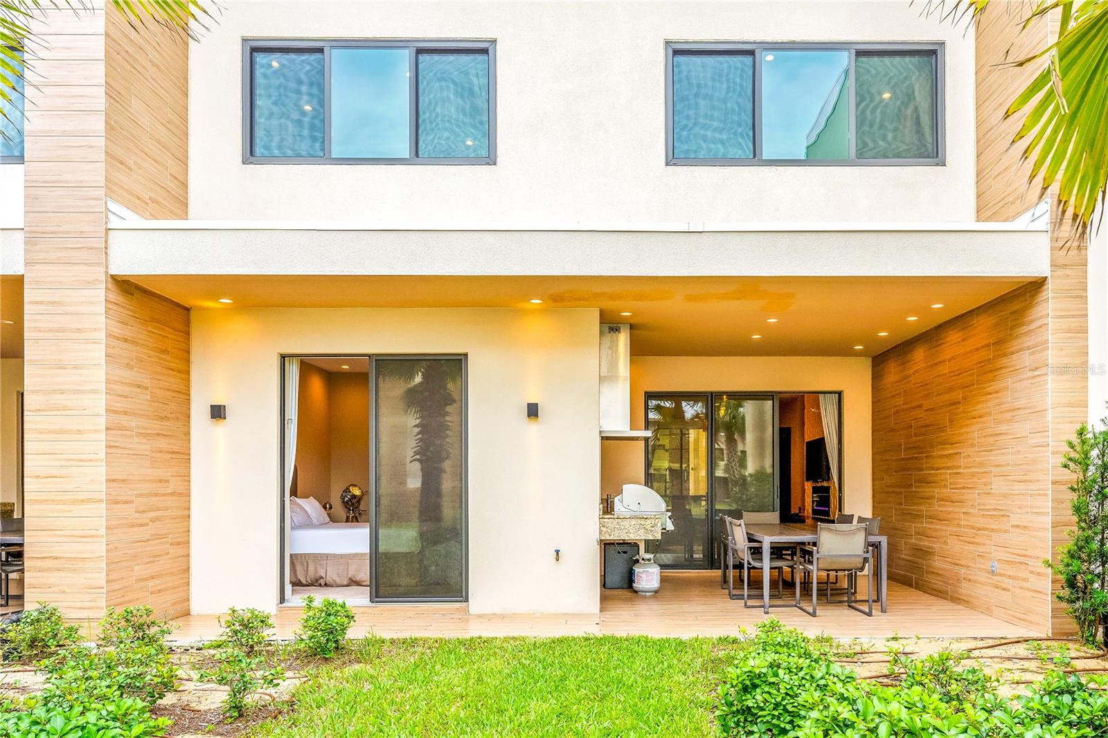 Photo of 3045 ROCKEFELLER WAY KISSIMMEE FL 34747