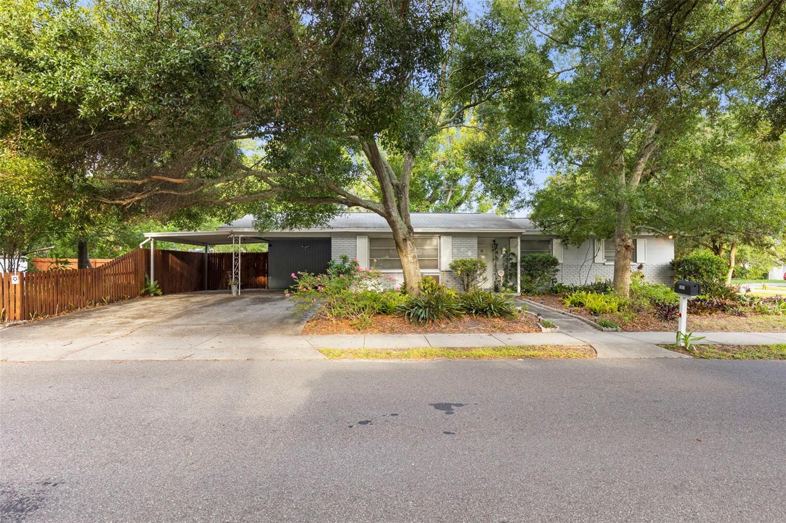 Photo of 5801 S LOIS AVENUE TAMPA FL 33616