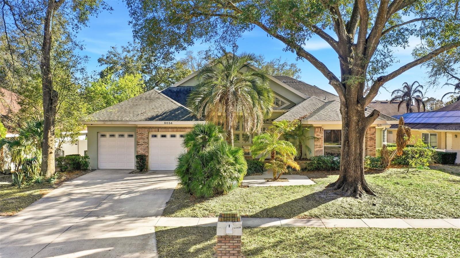 Photo of 8034 LANDGROVE COURT ORLANDO FL 32819