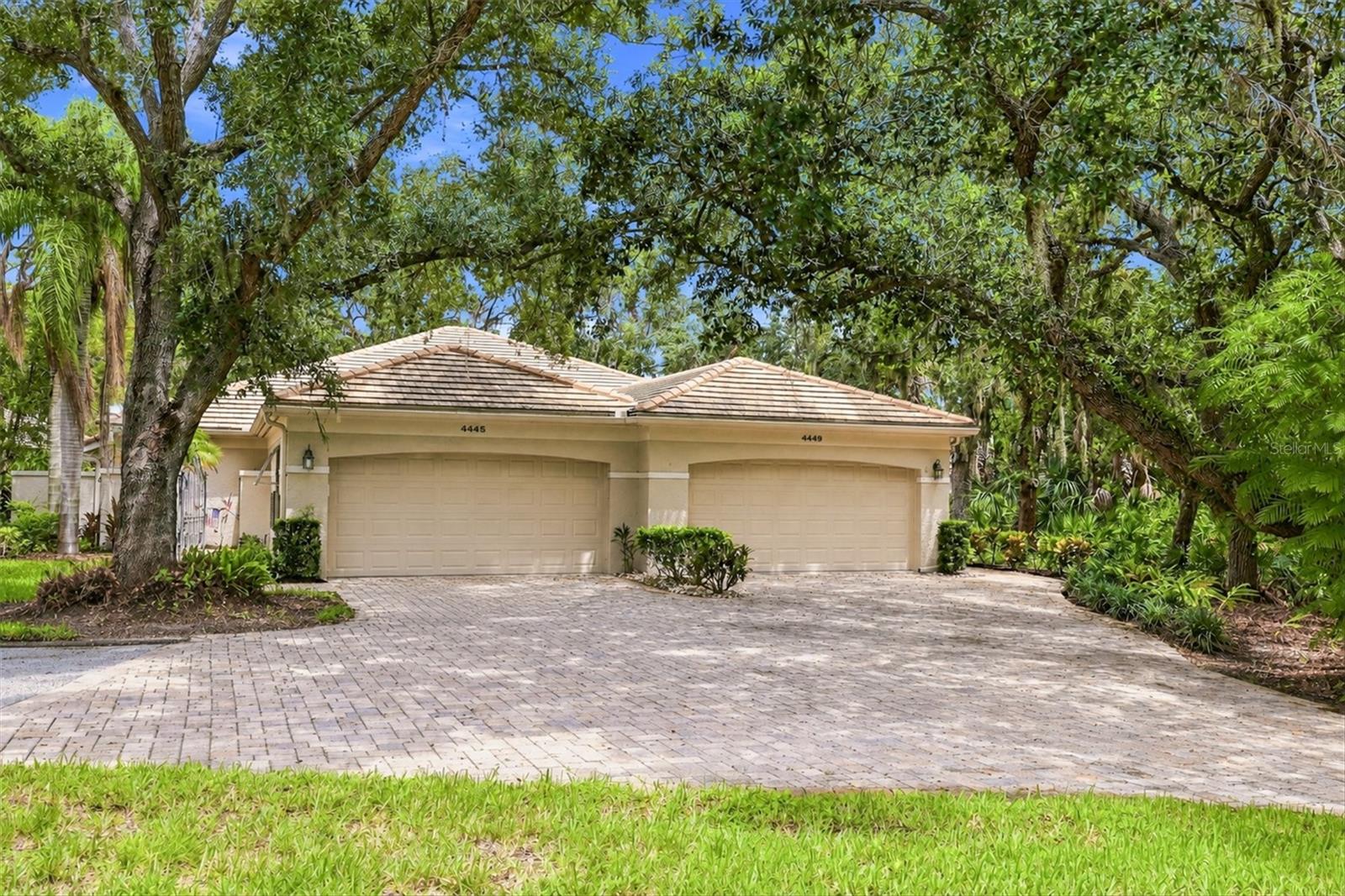 Photo of 4449 OAKLEY GREENE #1 SARASOTA FL 34235
