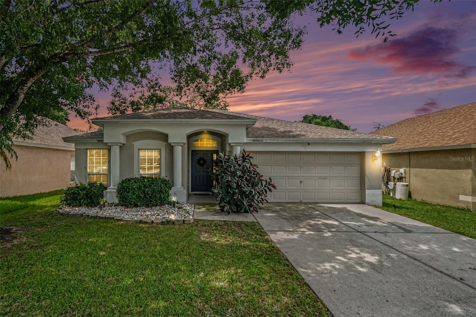Photo of 13102 EARLY RUN LANE RIVERVIEW FL 33578
