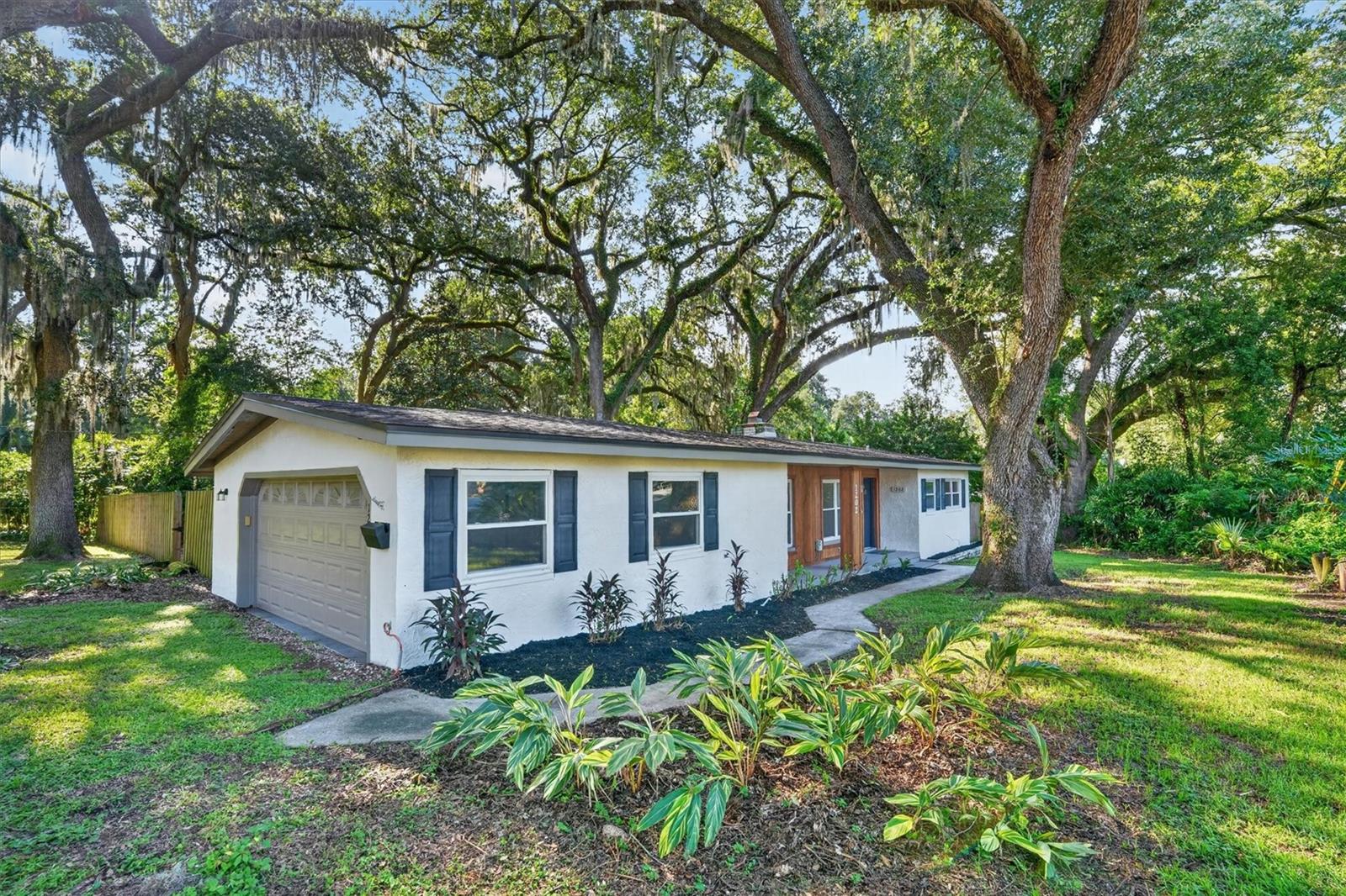 Photo of 1202 ORANOLE ROAD MAITLAND FL 32751