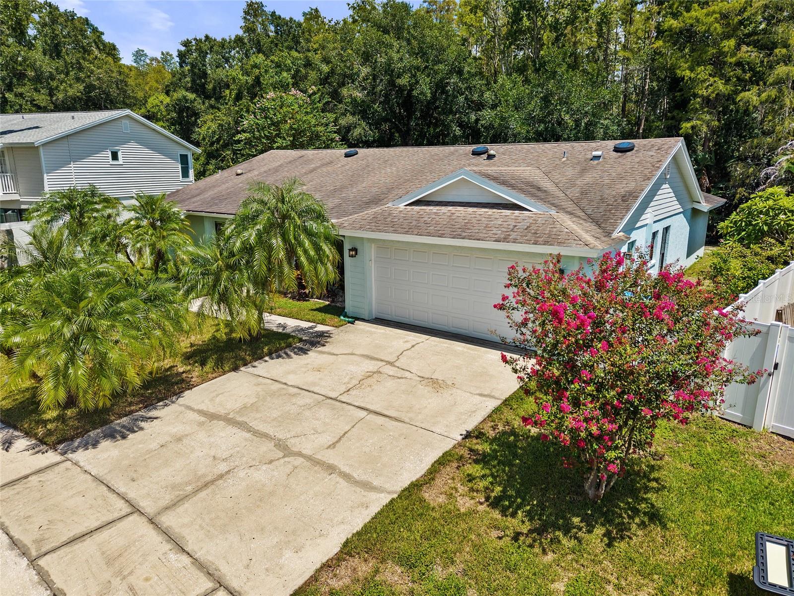 Photo of 4917 DEWEY ROSE COURT TAMPA FL 33624
