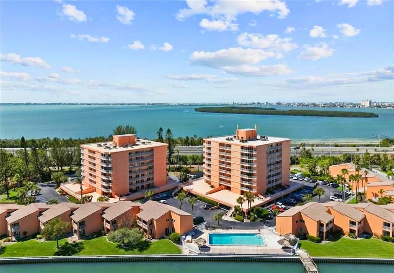 Photo of 7400 SUNSHINE SKYWAY LANE #106 ST PETERSBURG FL 33711