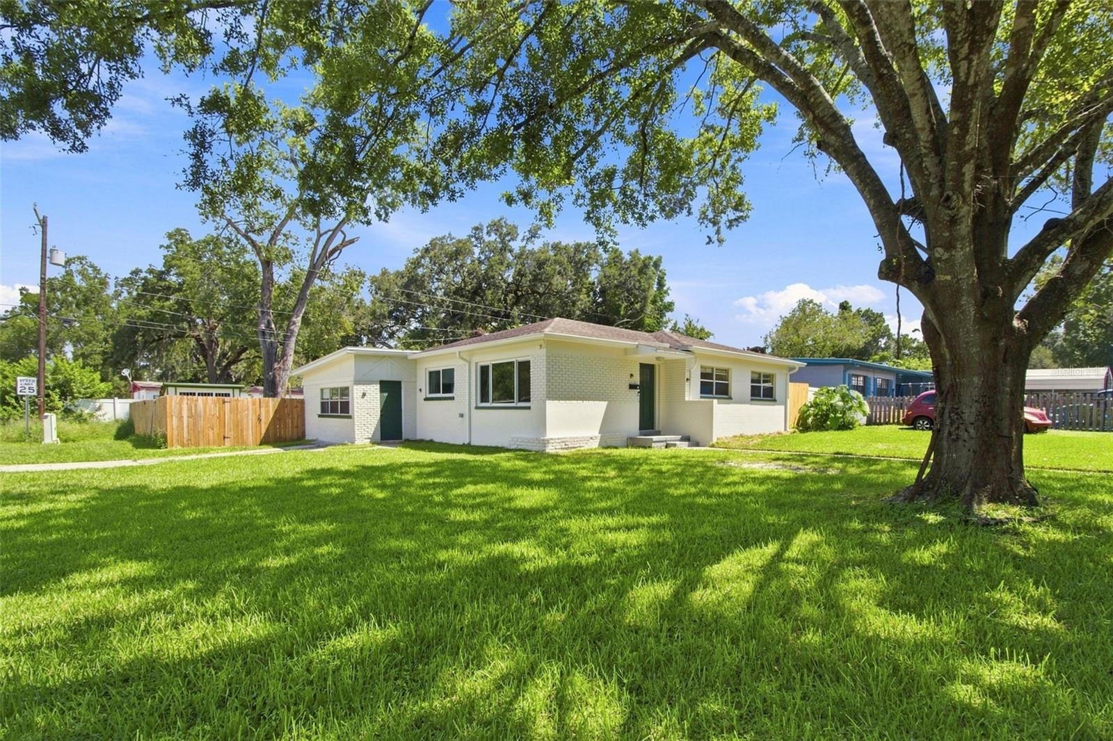 Photo of 2002 E HAMILTON AVENUE TAMPA FL 33610