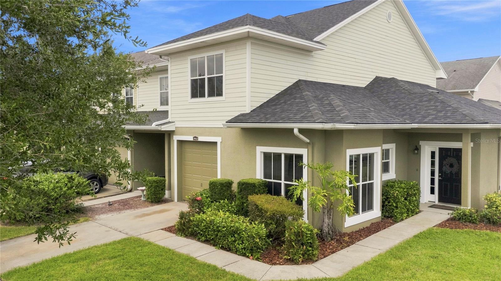 Photo of 7912 DOWN ROYAL ROAD TAMPA FL 33610