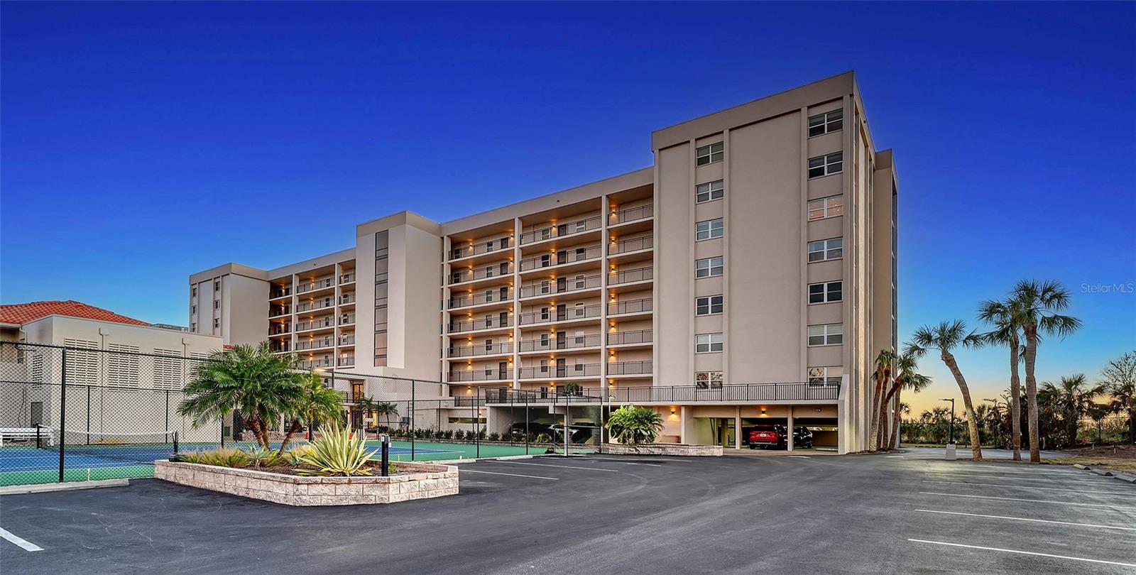 Photo of 420 BEACH ROAD #706 SARASOTA FL 34242