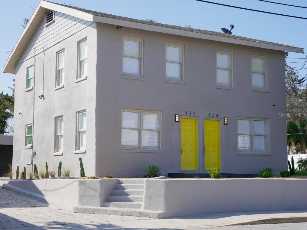 Photo of 121-123 N HOLLYWOOD AVENUE DAYTONA BEACH FL 32118