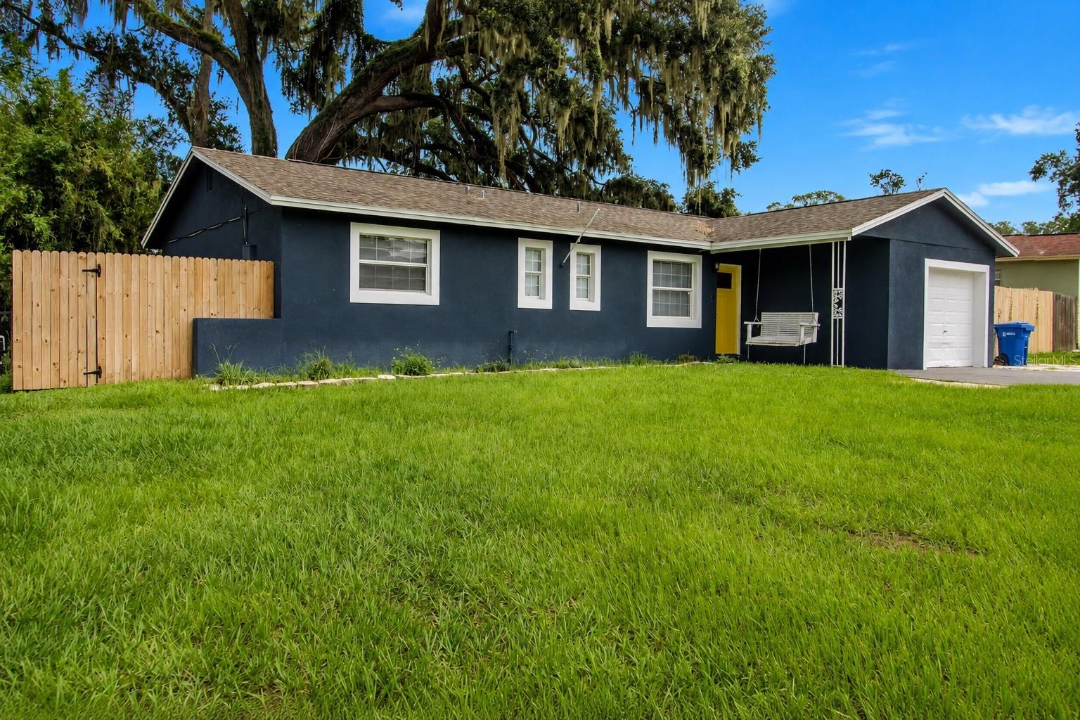 Photo of 113 INWOOD CIRCLE BRANDON FL 33510