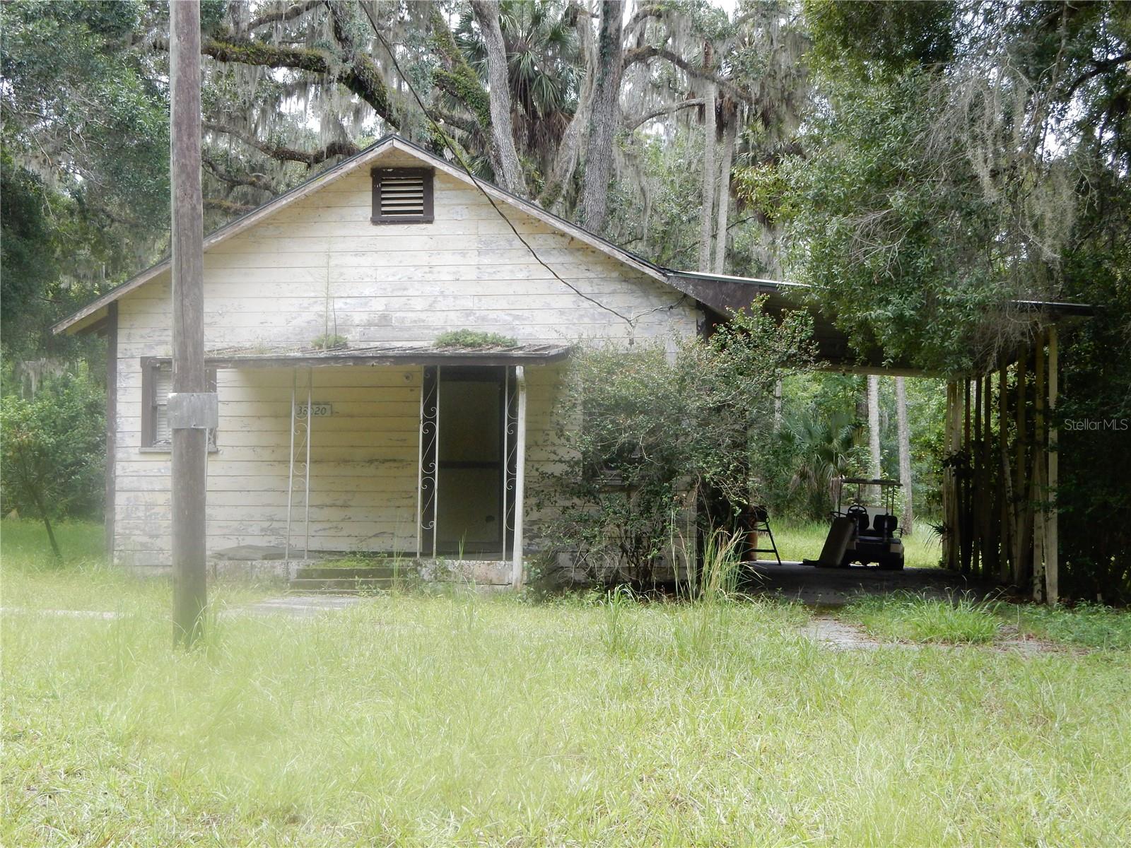 Photo of 38006 CENTRAL AVENUE ZEPHYRHILLS FL 33540