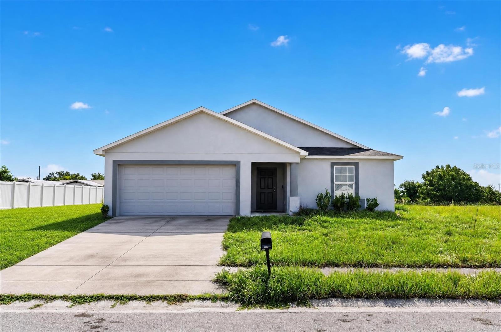 Photo of 1316 CONCH KEY LANE DAVENPORT FL 33837