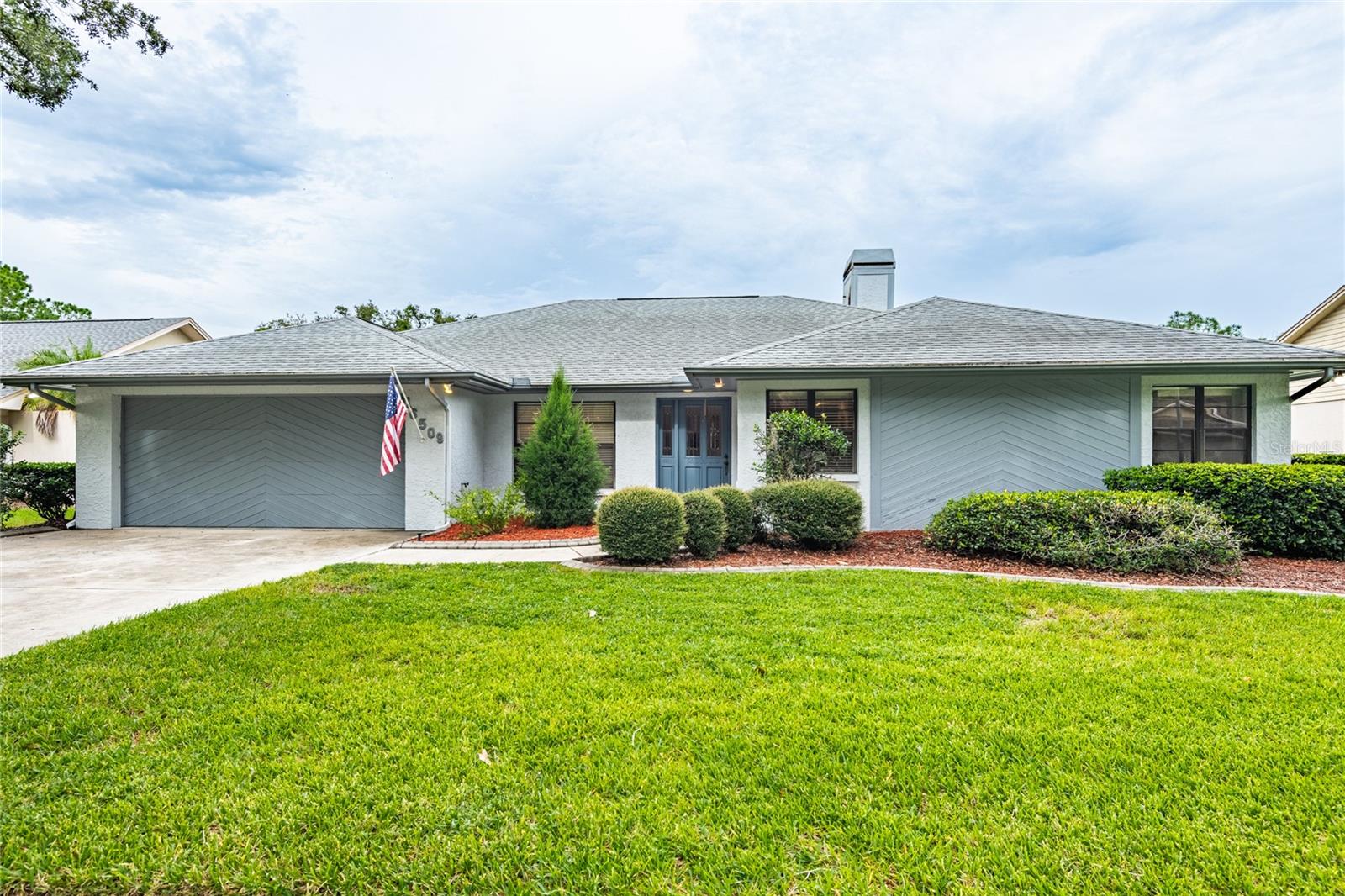 Photo of 16509 E COURSE DRIVE TAMPA FL 33624