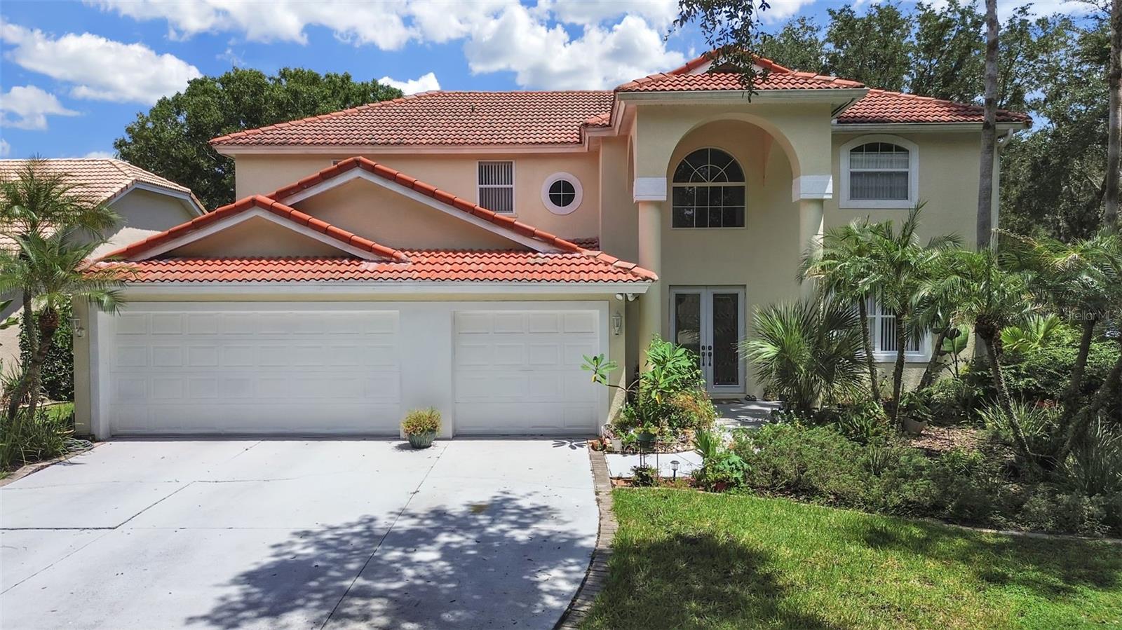 Photo of 10212 GARDEN ALCOVE DRIVE TAMPA FL 33647