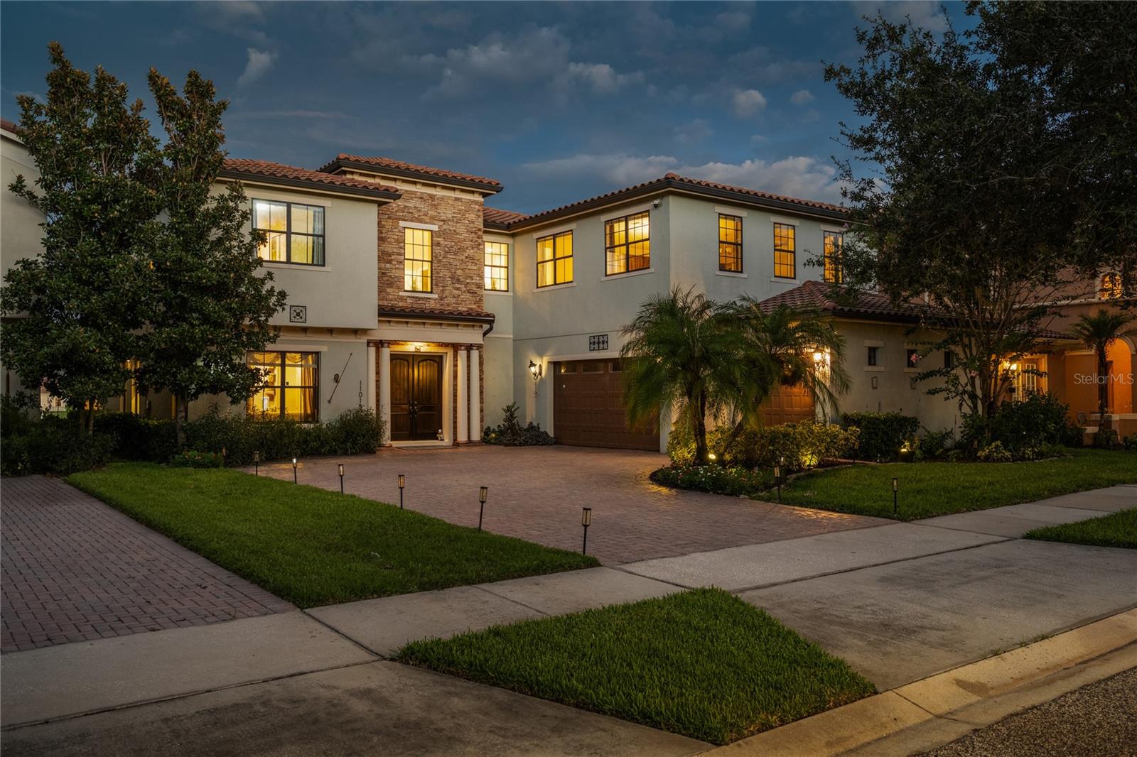Photo of 11015 MOBBERLEY CIRCLE ORLANDO FL 32832