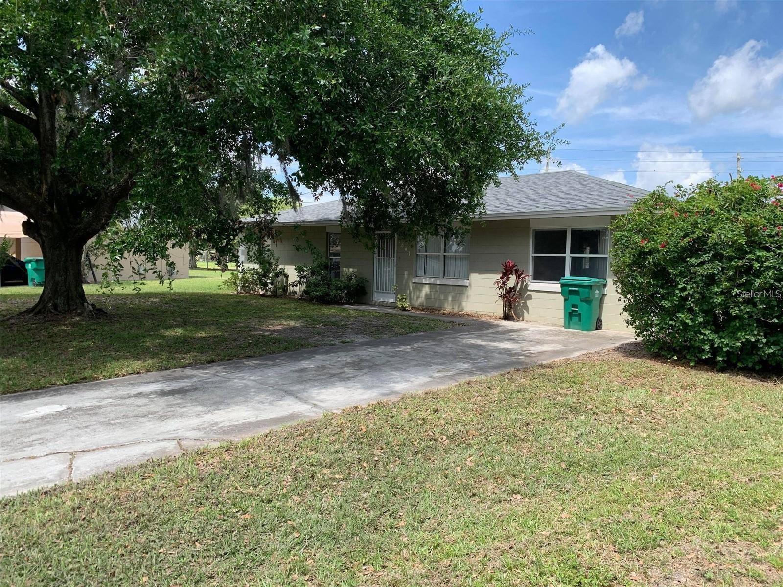 Photo of 1007 CAROL ANDERSON DRIVE WINTER GARDEN FL 34787