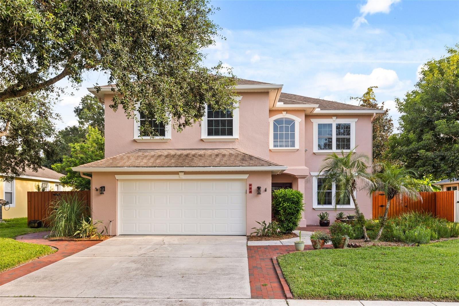 Photo of 425 CARRIAGE WAY COURT OVIEDO FL 32765