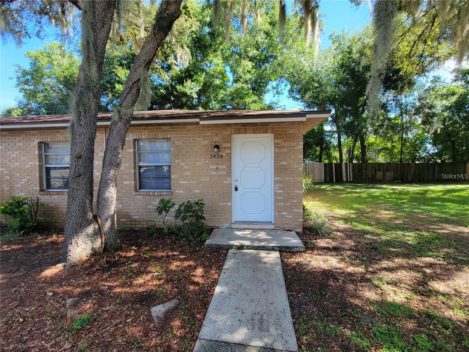 Photo of 1428 E FERN ROAD LAKELAND FL 33801