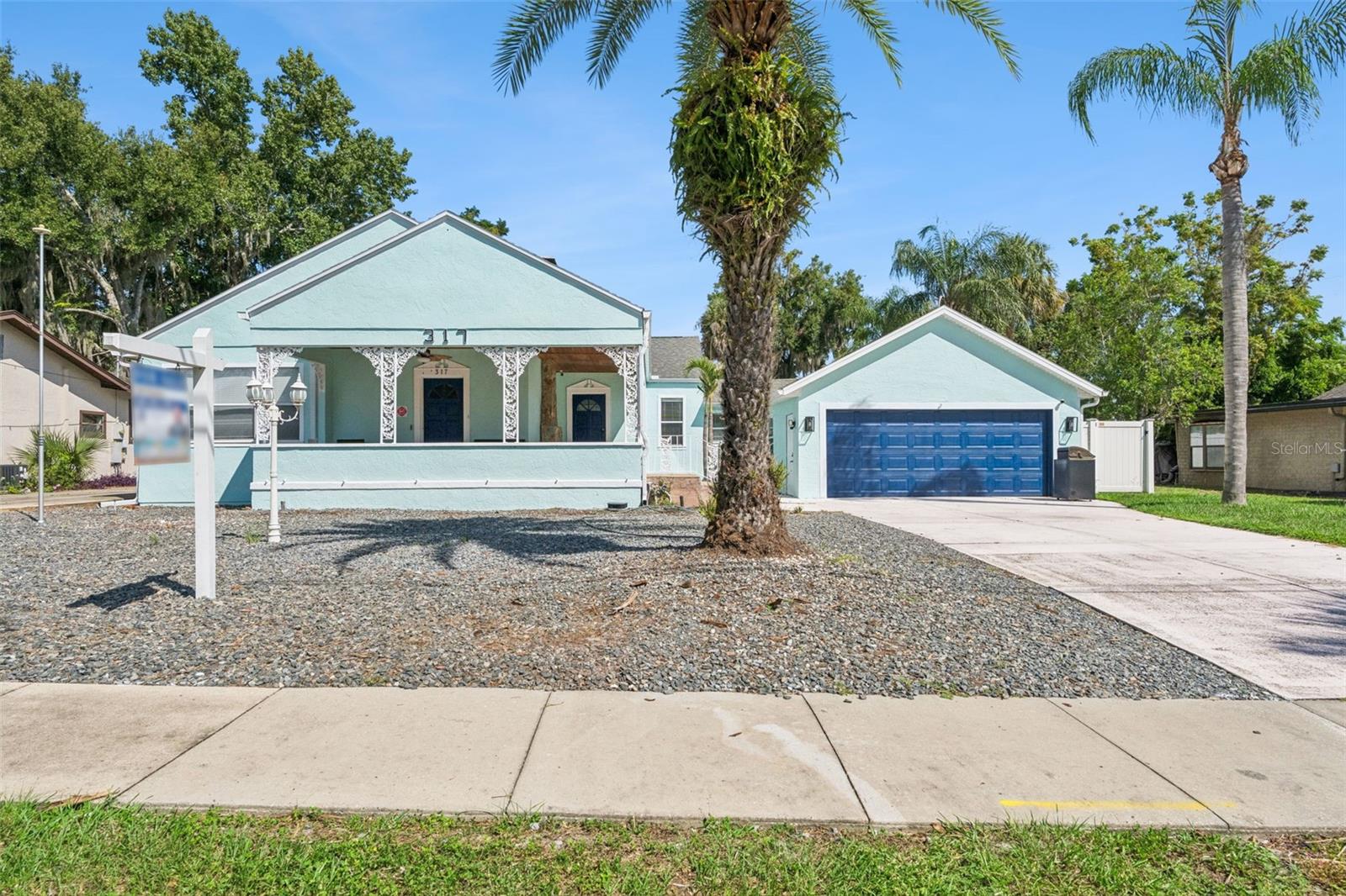 Photo of 317 E MAIN STREET TAVARES FL 32778
