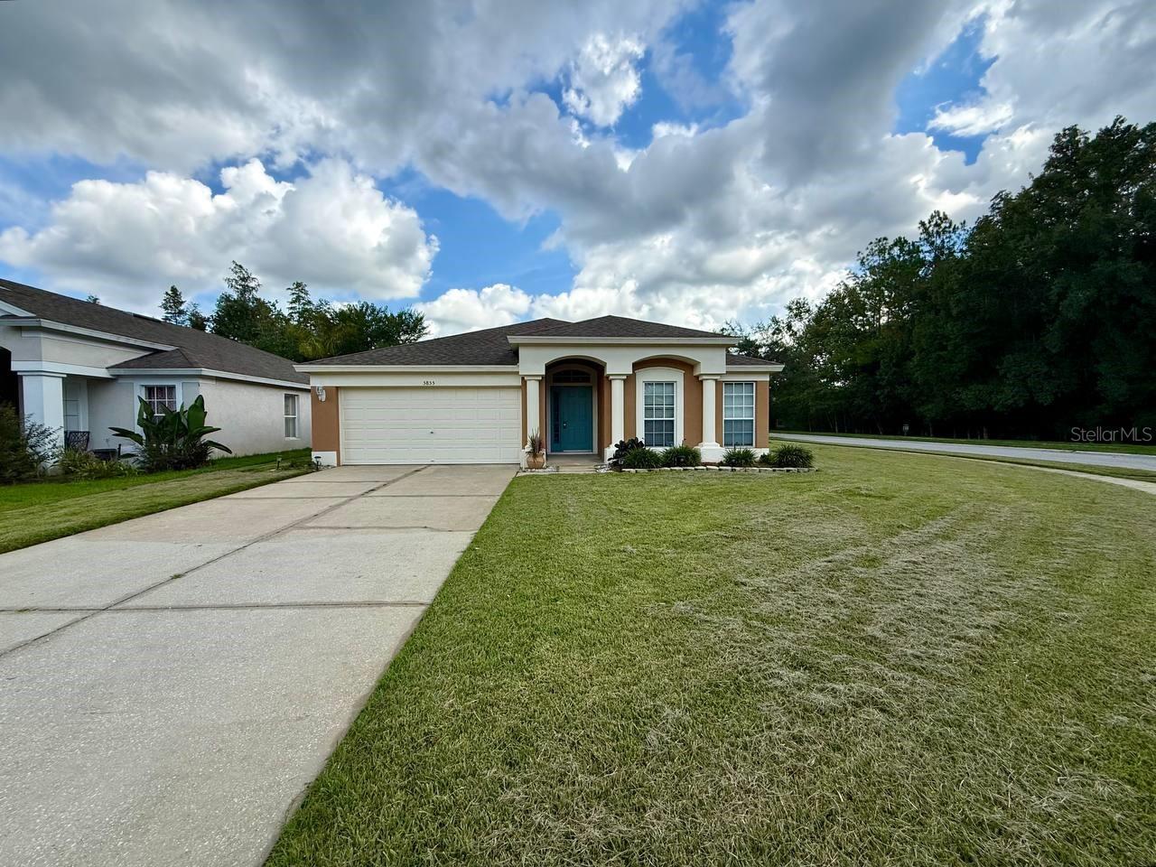 Photo of 5855 COUNT TURF LANE WESLEY CHAPEL FL 33544
