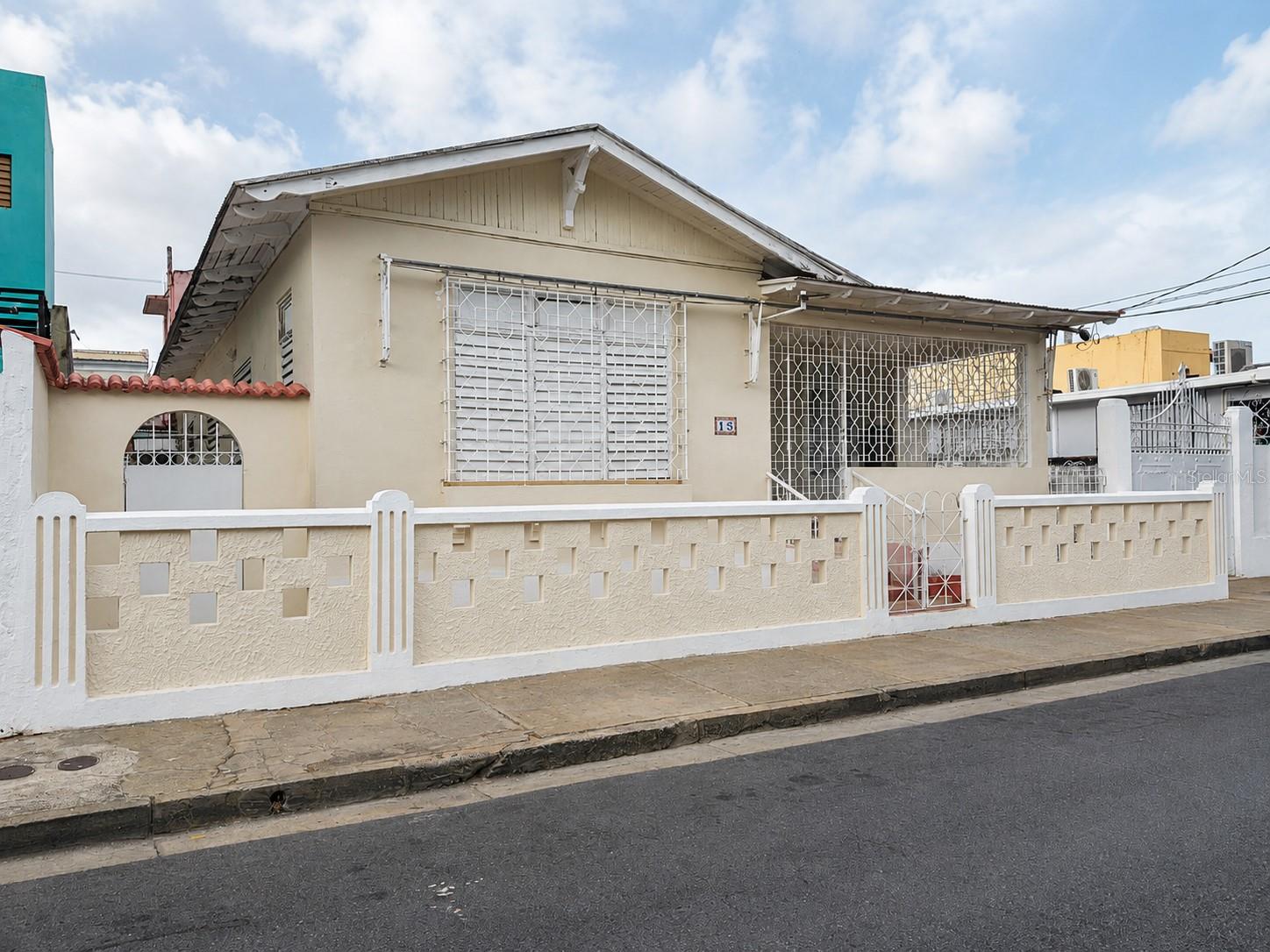 Photo of 1 LUIS VENEGAS ST. GUAYAMA PR 00784