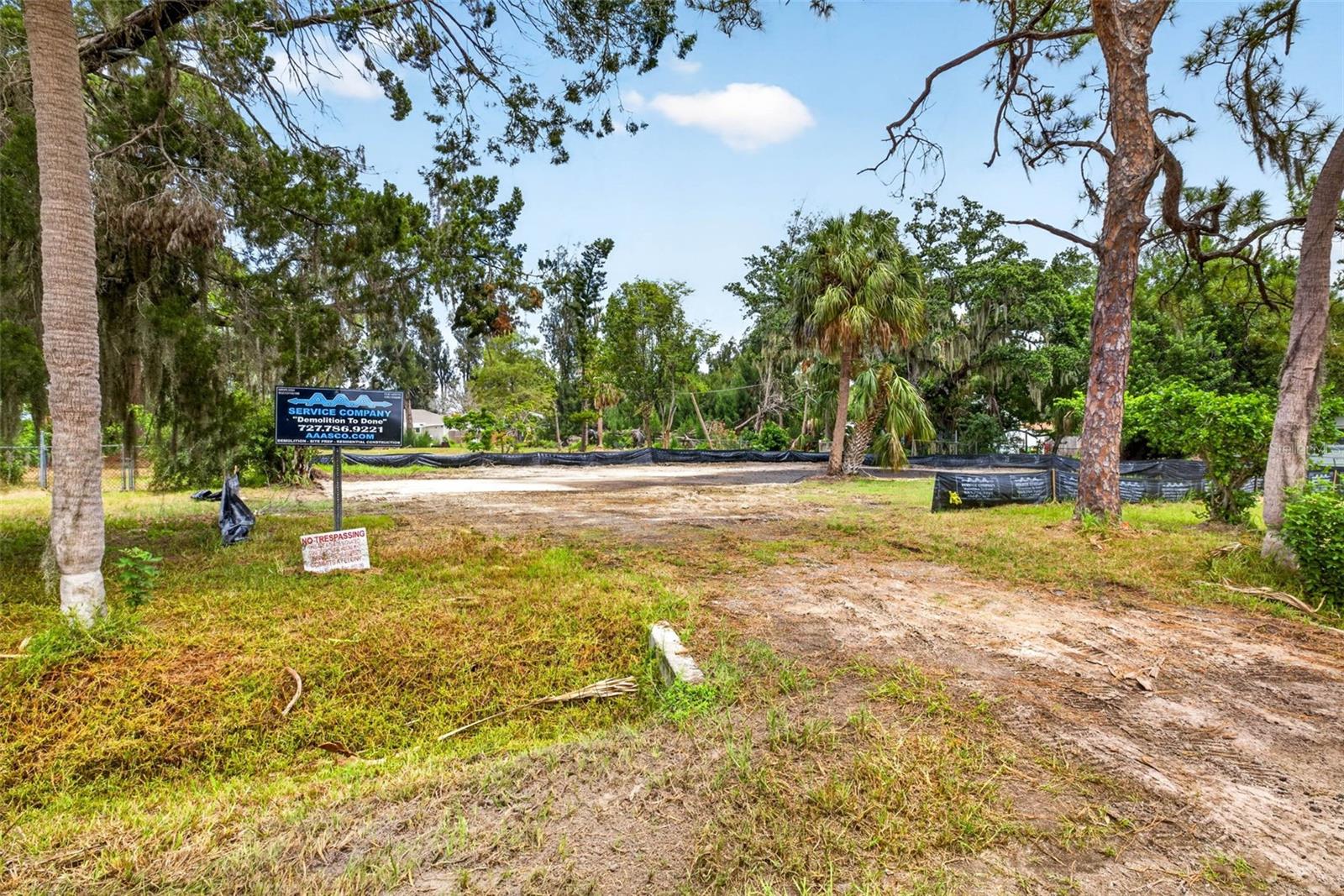 Photo of 409 1ST AVENUE RUSKIN FL 33570